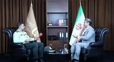 پلیس های خوشتیپ به موقع ترفیع درجه می گیرند+ فیلم