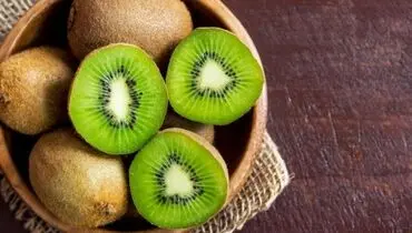 آیا «کیوی» برای درمان «یبوست» موثر است؟
