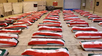  جامعه ورزش و جوانان به روح شهدای ناو دنا ادای احترام کرد 