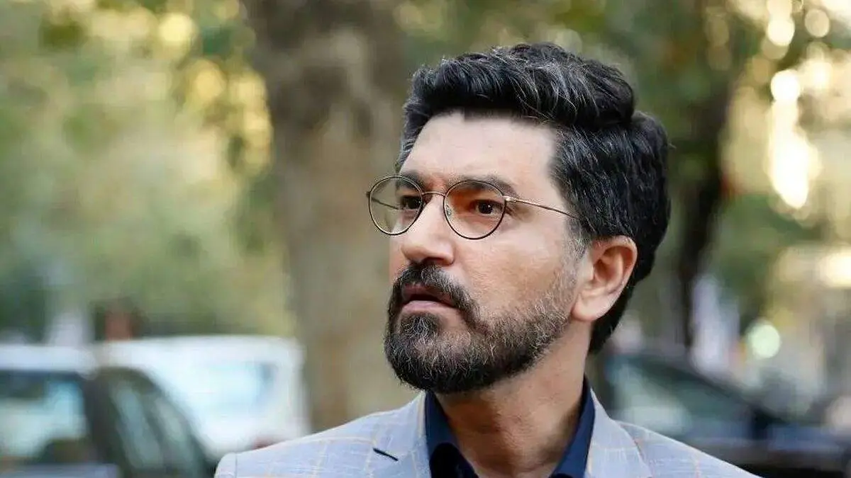 امیرحسین مدرس و پسرش تیتراژ سریال شبکه یک را خواندند