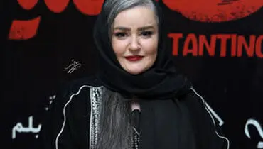 قابی از نعیمه نظام‌دوست و رضا نیکخواه در یک مراسم