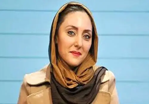 مهسا کرامتیِ ۵ ساله در اولین فیلمش در سال ۶۵