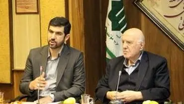 
آخوندی: فوتبال با یک دهم هزینه‌های فعلی نتیجه می‌گیرد
