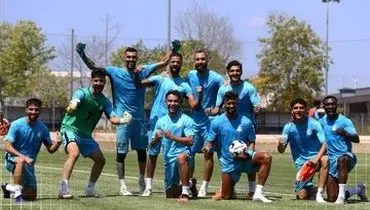 دو بازیکن استقلال در تونل وحشت!+ عکس