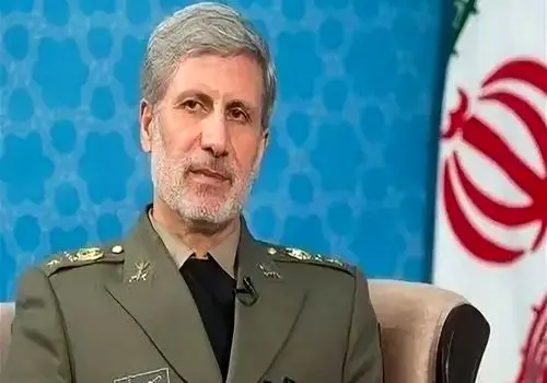 فرمانده کل قوا فرمانده کل ارتش جمهوری اسلامی ایران را مشخص کرد