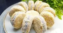 طرز تهیه خوشمزه ترین شیرینی دو رنگ نارگیلی فقط در ۲۰ دقیقه+ فیلم / متفاوت ترین دستور پخت شیرینی دو رنگ نارگیلی