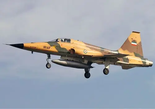 این خلبان ایرانی اف ۵ در پایگاه آمریکا غوغا کرد