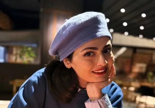 جشن تولد خاصِ خانم بازیگر در فضایی کریسمسی