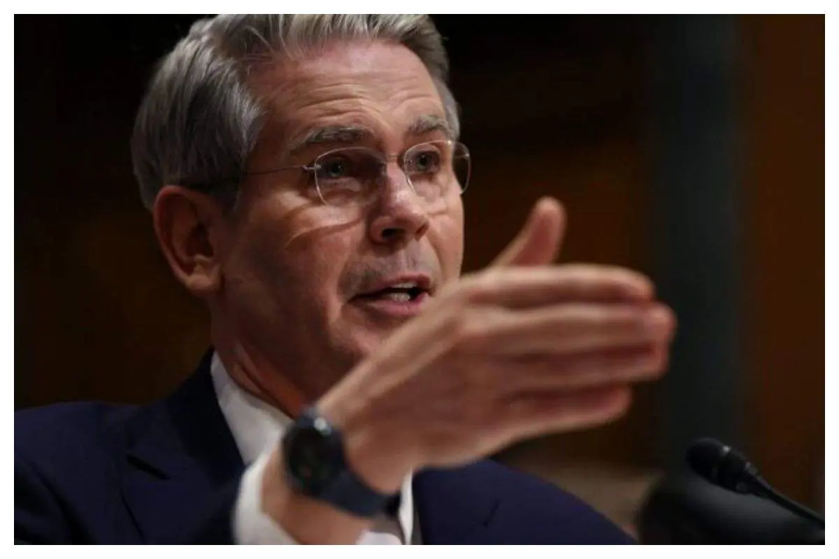 تاکید وزیر خزانهداری آمریکا بر ادامه فشار اقتصادی بر ایران