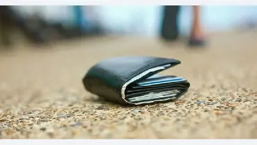 این کارگر خدماتی شریف کیف حاوی ۷۲ میلیون را به صاحبش برگرداند