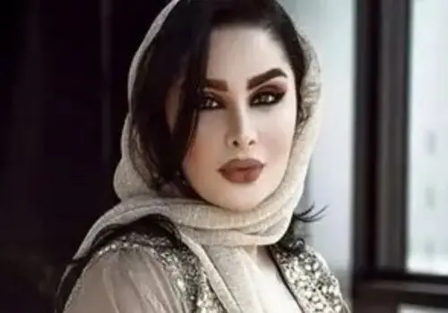 دنیا جهانبخت در مراسم عزاداری کربلا حضور یافت