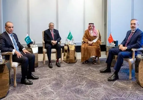 مراکز نظامی عربستان هدف حمله قرار گرفت؛ تهدید تند علیه حکومت سعودی