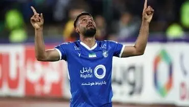 مدافع استقلال پش از شایعات جنجالی قرارداد بست!
