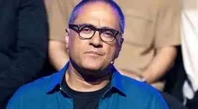 میکروفون دردسرساز؛ لحظه خنده‌دار رامبد جوان در جشن حافظ+فیلم