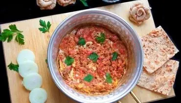 مخلمه عراقی چیست؟ املتی متفاوت با گوشت و گوجه فرنگی
