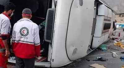 حادثه واژگونی اتوبوس در هراز؛ توضیحات پلیس راه