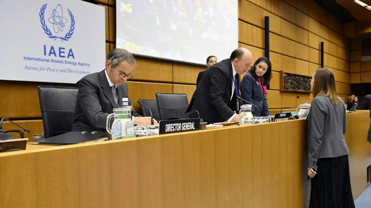 ارجاع پرونده ایران از آژانس به شورای امنیت در دستور کار نیست