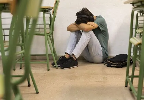 افسردگی چگونه بر وزن بدن تأثیر می‌گذارد؟