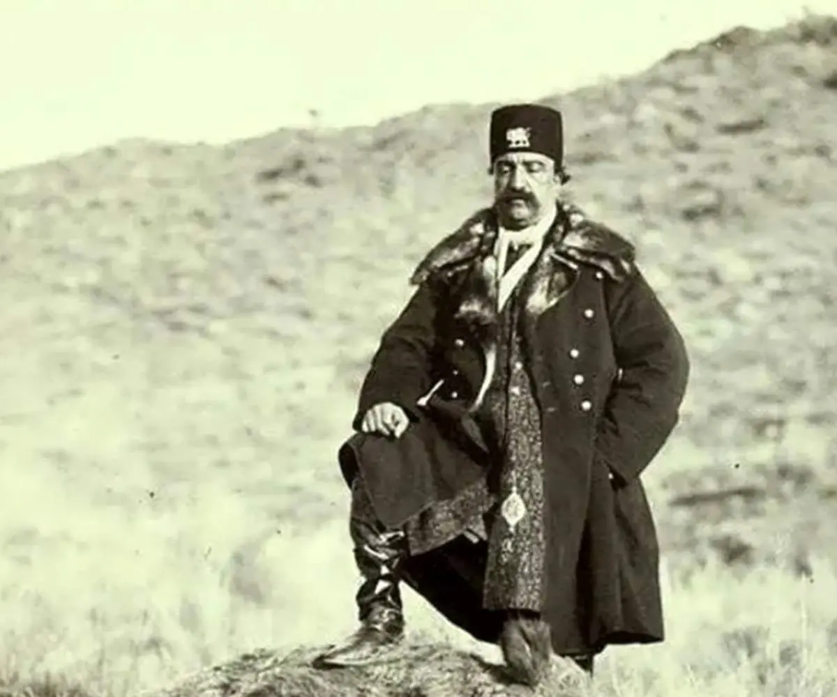 عکس دسته‌جمعی «زنان ناصرالدین شاه» در یک مراسم جشن