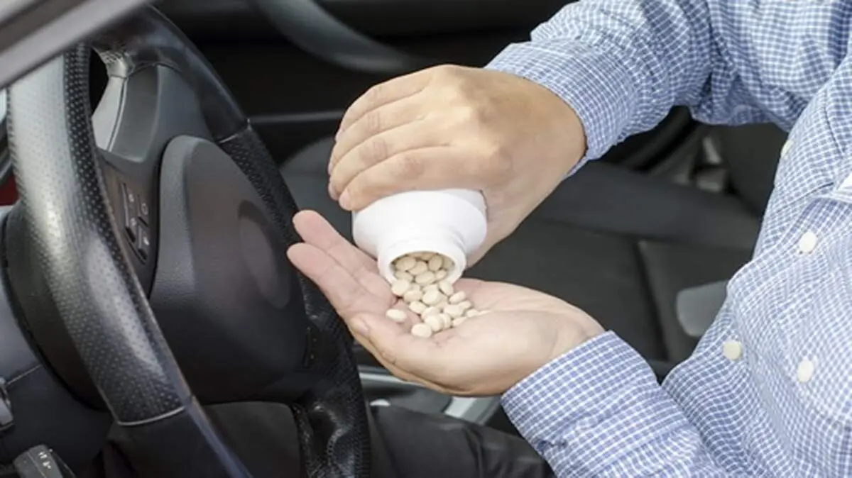 خطرات مصرف داروها قبل از رانندگی: آگاهی و پیشگیری برای رانندگی ایمن 