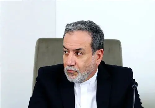 عراقچی: عادی‌سازی اوضاع در خلیج فارس و تنگه هرمز منوط به توقف حملات است
