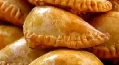 پیراشکی مرغ ؛ میان وعده ای ساده و خوشمزه مخصوص کودکان