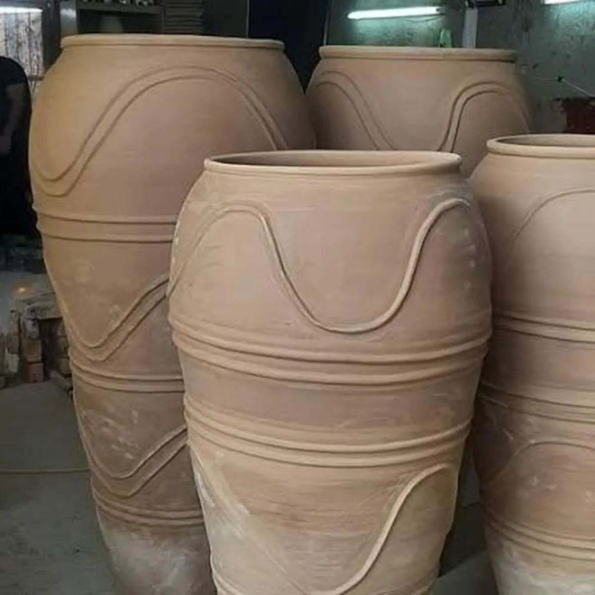 راز ۱۰۰ خمره های باستانی در دل یک کشتی باستانی فاش شد + فیلم