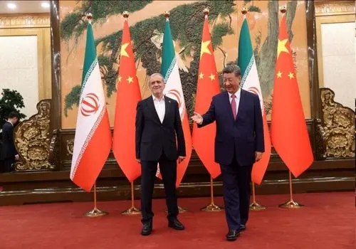 گفت‌وگوی کوتاه پزشکیان با علی‌اف به زبان آذری+ فیلم