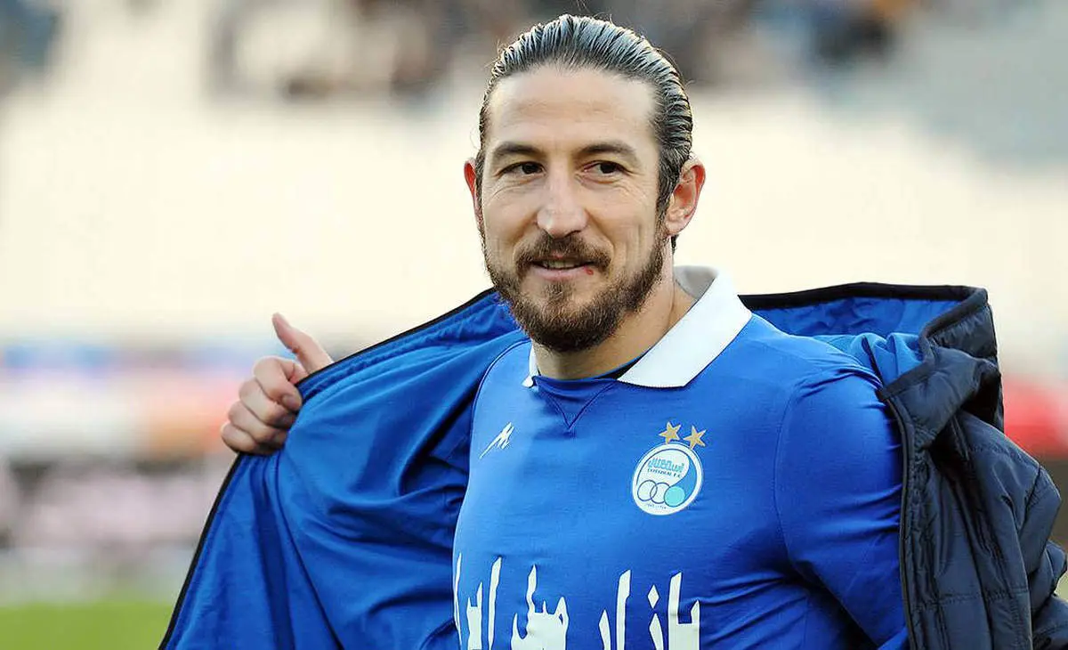 پاسخ های جنجالی و متفاوت آندرانیک تیموریان به امیرحسین قیاسی+ فیلم