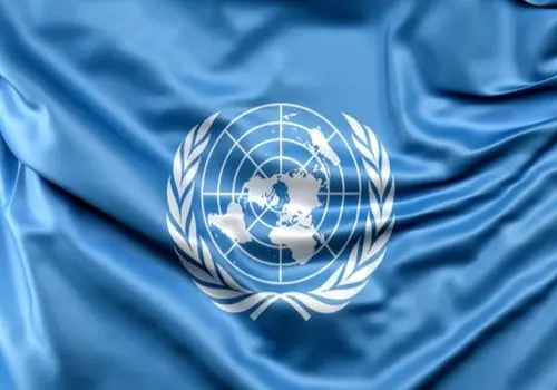 طرح جدید سازمان ملل برای تنگه هرمز: تخلیه صد‌ها کشتی سرگردان