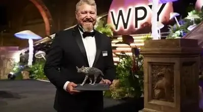 پس از ۱۰ سال انتظار؛ عکسی عجیب از بازدیدکننده مرموز شهر ارواح | عکس