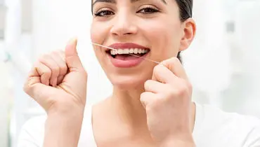 چه زمانی نخ دندان بیشترین اثر را دارد؟

