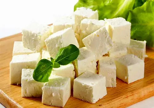 پنیر؛ خوراکی محبوب یا دشمن تمرکز؟