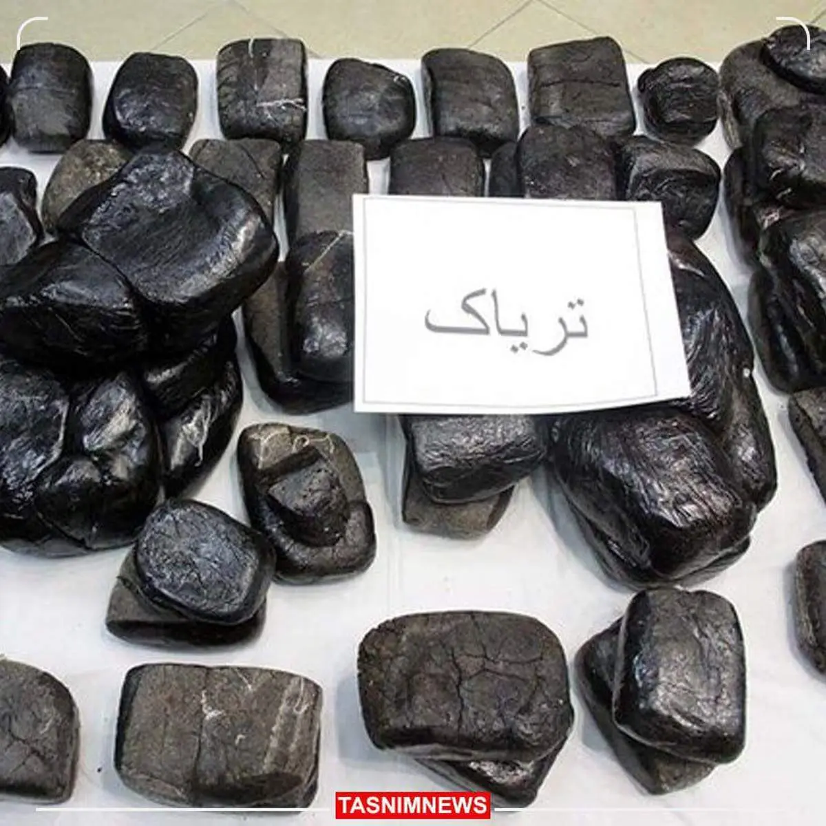 انهدام باند بزرگ قاچاق مواد مخدر در سراوان