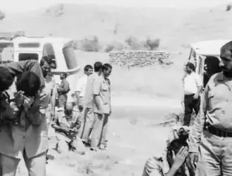 تصاویری تماشایی از لحظه ورود آزادگان به ایران 