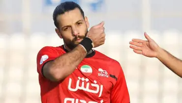 بازگشت مجدد مهاجم سابق پرسپولیس به نساجی+عکس