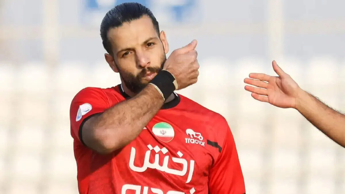 بازگشت مجدد مهاجم سابق پرسپولیس به نساجی+عکس