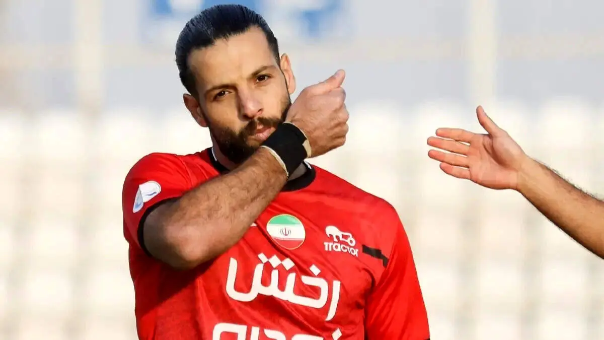 بازگشت مجدد مهاجم سابق پرسپولیس به نساجی+عکس