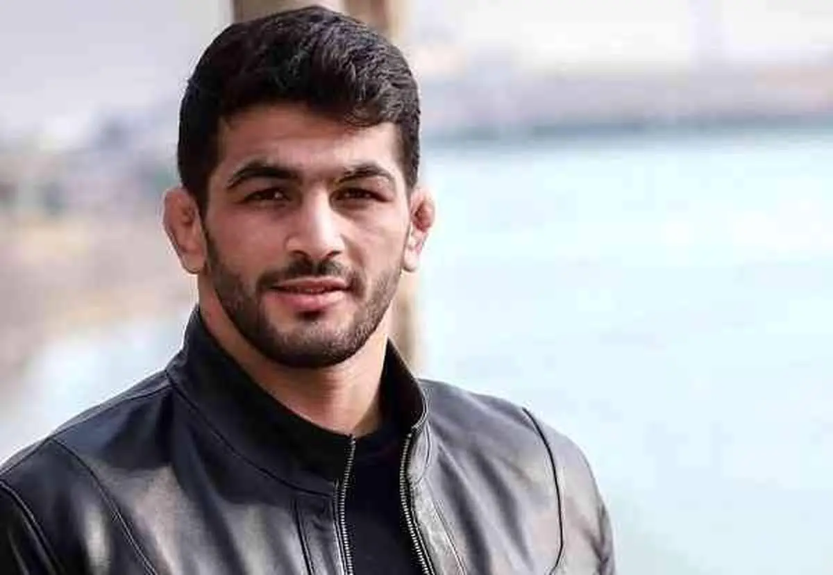 سفره عقد زیبا و شیک حسن یزدانی با همسر آذری زبانش