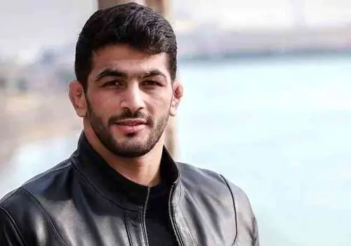 سفره عقد زیبا و شیک حسن یزدانی با همسر آذری زبانش