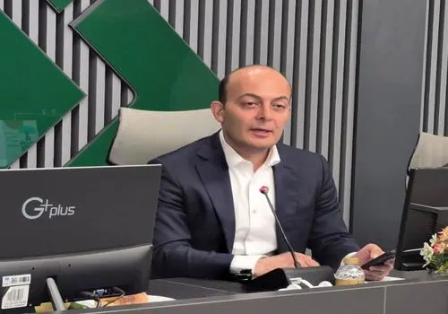 نشست هم‌اندیشی توانمندسازی زنجیره ارزش پوشاک در بانک تجارت
