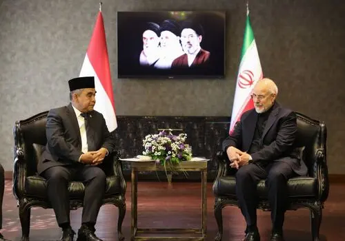 قالیباف: روی هوش ما اندازهٔ آی کیوی مختصر خودشان حساب کرده‌اند! + عکس