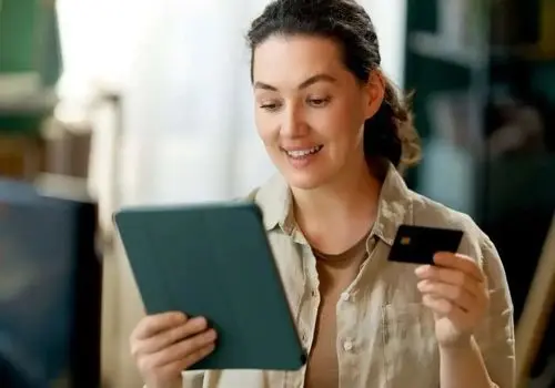 ۷ عامل مدرن که روند پیری را سرعت می‌بخشند

