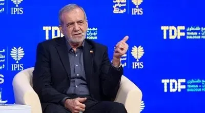 پزشکیان غرب را به بستن تنگه هرمز تهدید کرد