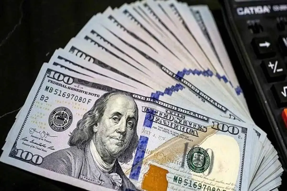 پیشبینی قیمت دلار در ۲۹ مهر ۱۴۰۴؛ احتیاط معاملهگران در بازار ارز
