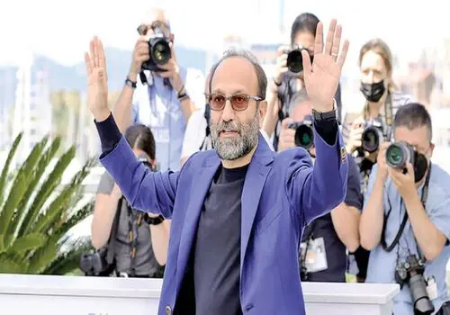 استایل پر زرق و برق هانده ارچل در کن جلب‌توجه کرد
