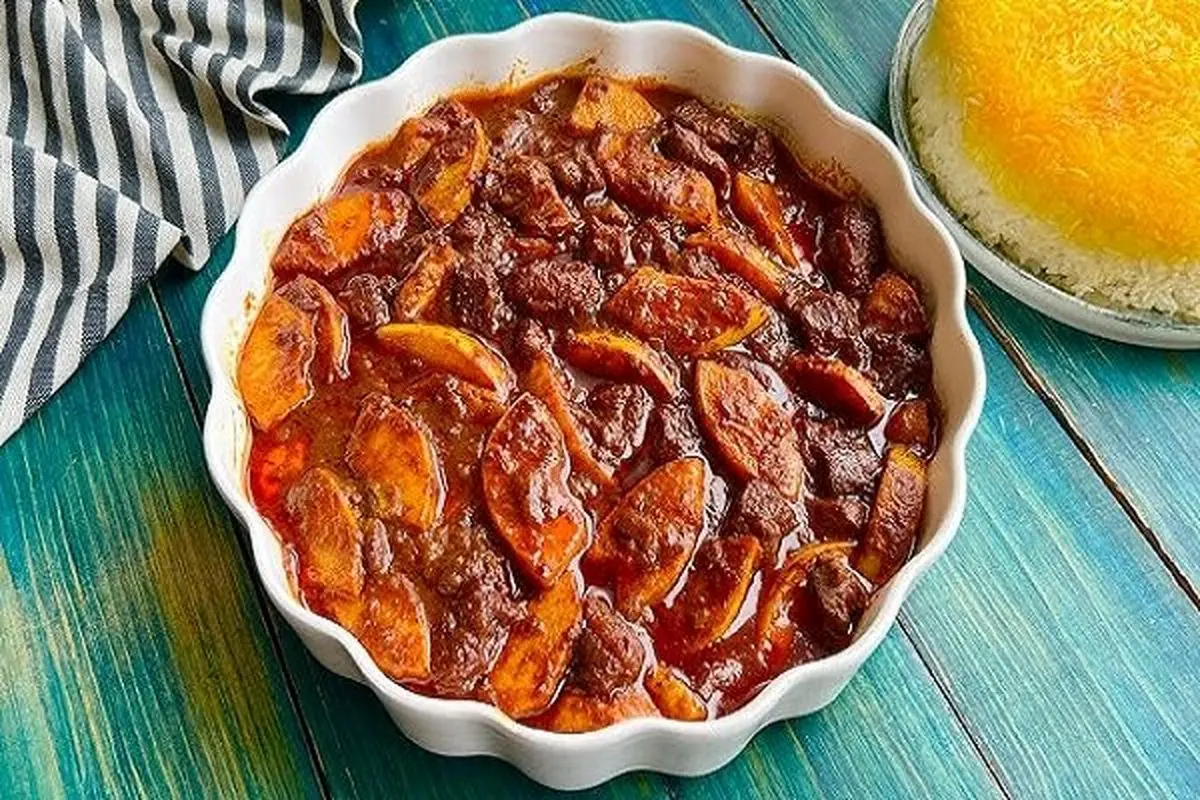 طرز تهیه خورشت به آلو مجلسی