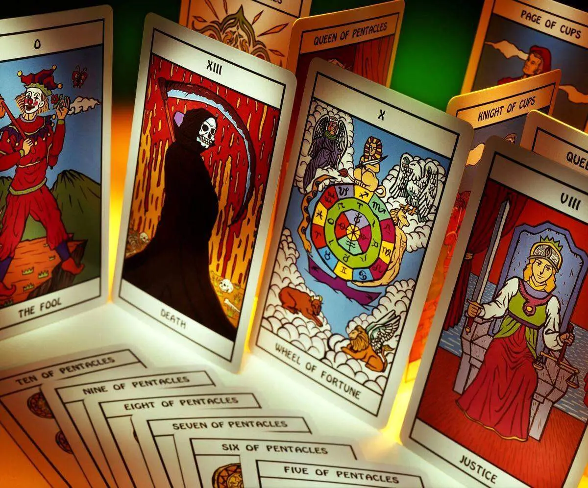  فال تاروت ۲۰ بهمن ۱۴۰۴