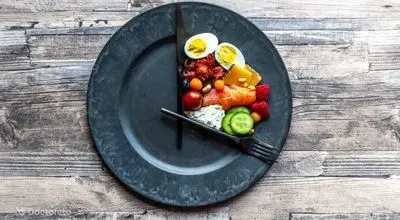 رژیم فستینگ؛ از دلایل محبوبیت تا روش‌های پرکاربرد

