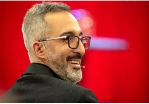 مهراب قاسم خان از عضو جدید خانواده اش رونمایی کرد!